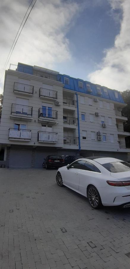 Apartament Cvetkovic Lux Аpartmani & Free Garaza Vrnjačka Banja Zewnętrze zdjęcie